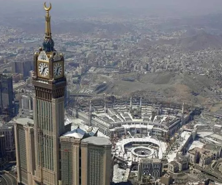 পবিত্র মক্কা নগরীর ১০টি বৈশিষ্ট্য