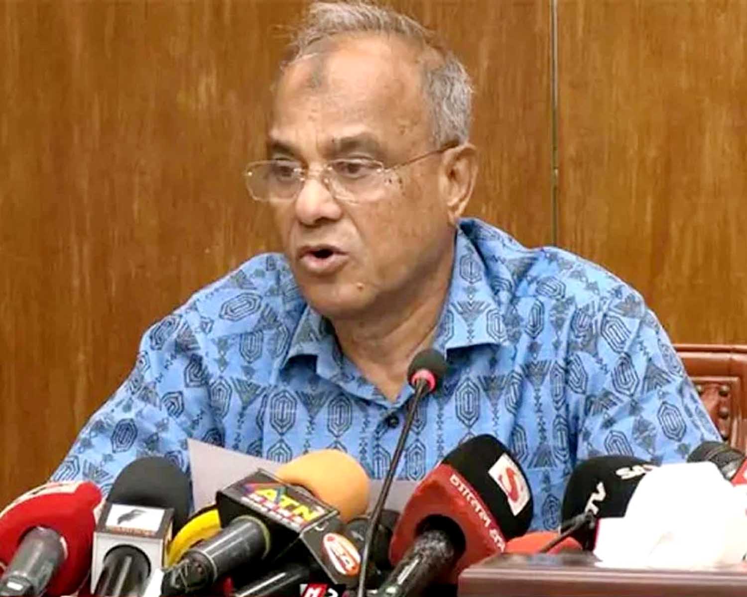 সড়কে চাঁদাবাজি বন্ধ না হলেও উল্লেখযোগ্যভাবে নিয়ন্ত্রণে এসেছে : স্বরাষ্ট্র উপদেষ্টা