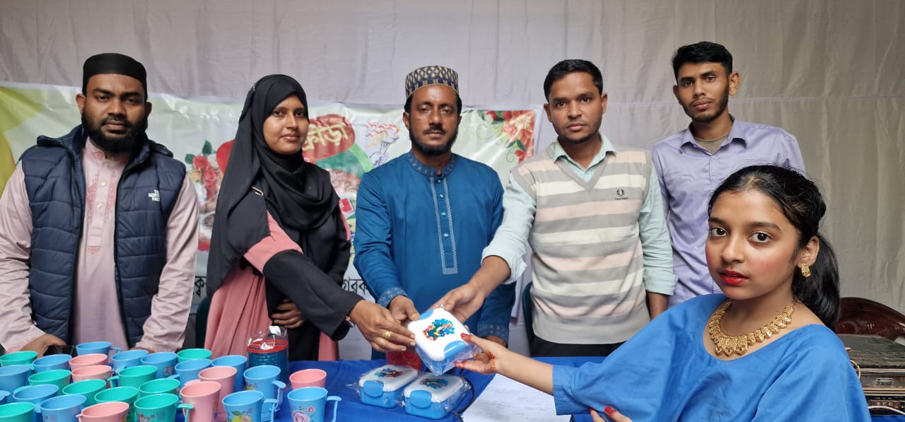 ইক্বরা মডেল একাডেমীতে পিঠা উৎসব ও সাংস্কৃতিক অনুষ্ঠান সম্পন্ন