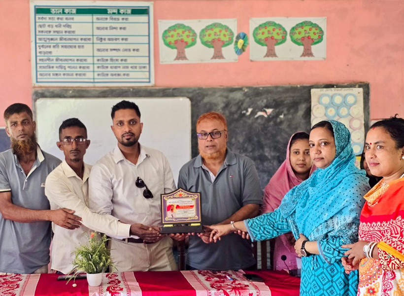 বিশ্বনাথের দশঘর বরুণী সরকারি প্রাথমিক বিদ্যালয়ের পক্ষ থেকে যুক্তরাজ্য প্রবাসী ইমনকে সংবর্ধনা